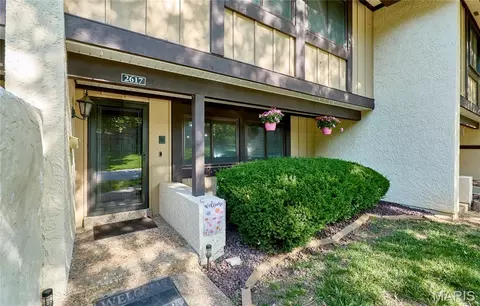 2617 Hampton Rd #C, Saint Charles, MO 63303