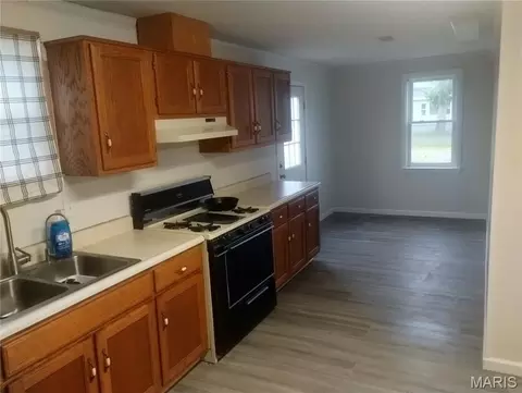 Entry Way - 210 Wilson St, Delta, MO 63744 photo 1 of 7