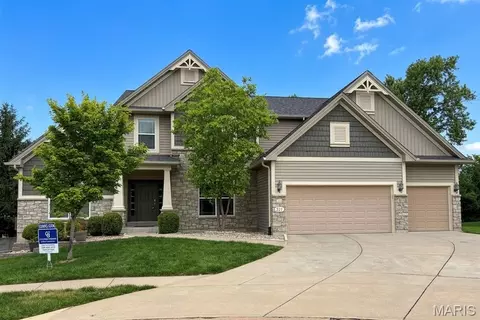 327 Tall Timber Meadows Dr, Ballwin, MO 63021