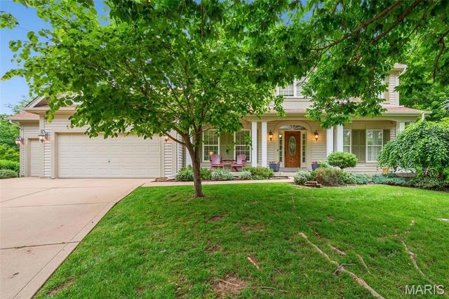 18 Wind Hill Ct, O'fallon, MO 63368
