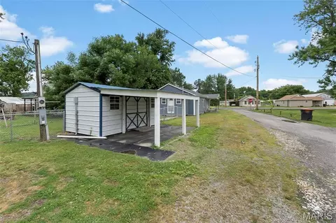 Exterior - 301 W State St, Chaffee, MO 63740 photo 3 of 5