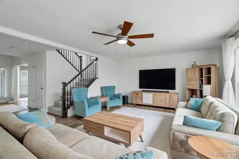 Living - 105 Windfall Way, Eureka, MO 63025 photo 3 of 3