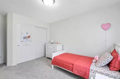 Bedroom - 105 Windfall Way, Eureka, MO 63025 photo 3 of 6