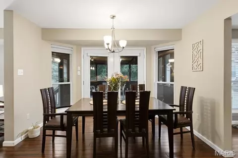 Dining - 20 Greystoke Ct, Ballwin, MO 63021 photo 2 of 5