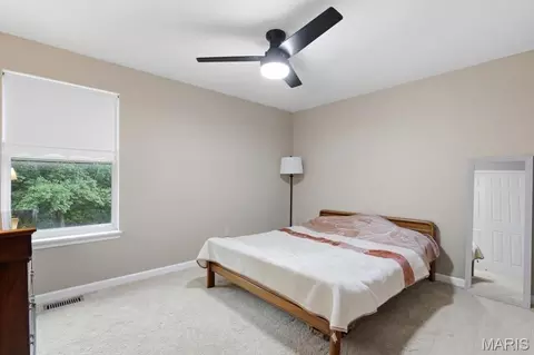 Bedroom - 20 Greystoke Ct, Ballwin, MO 63021 photo 3 of 8
