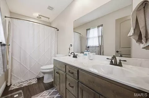 Bath - 105 Mars St, Holts Summit, MO 65043 photo 2 of 3