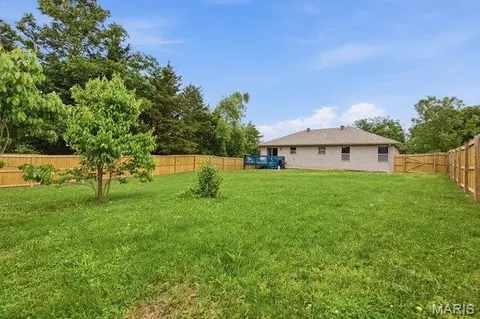 Exterior - 105 Mars St, Holts Summit, MO 65043 photo 5 of 7