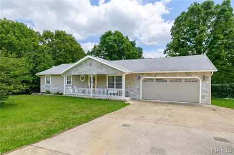 16560 Titan Rd, Saint Robert, MO 65584
