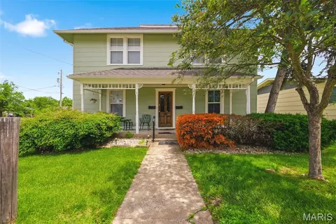 502 S Linn Ave, Wentzville, MO 63385