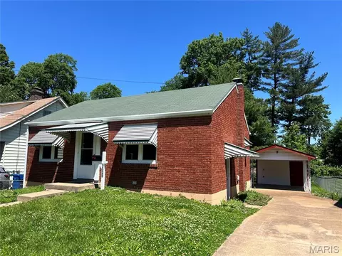 9525 Marlowe Ave, Overland, MO 63114