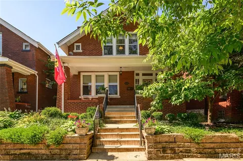 5250 Murdoch Ave, Saint Louis, MO 63109