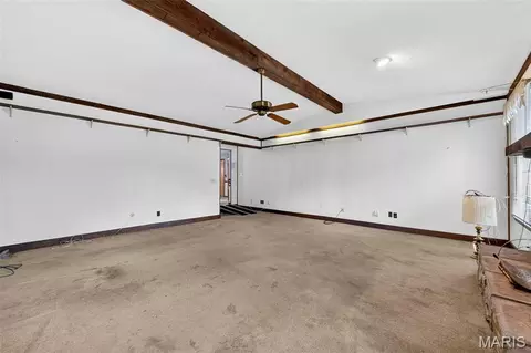 Living - 908 Devonshire Ln, Saint Charles, MO 63301 photo 2 of 4