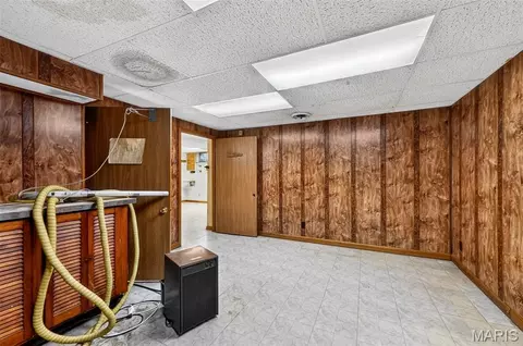 Other - 908 Devonshire Ln, Saint Charles, MO 63301 photo 5 of 10