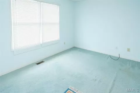 Bedroom - 1314 E 5th St, Washington, MO 63090 photo 3 of 5