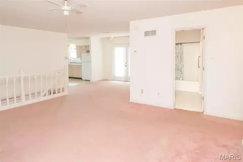 Living - 1314 E 5th St, Washington, MO 63090 photo 1 of 8