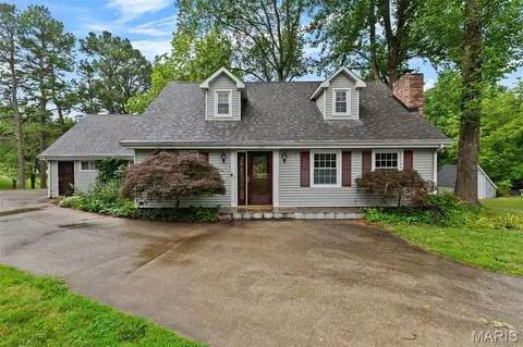 131 Rockport Dr, Cape Girardeau, MO 63701