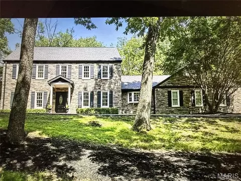 1812 Oak Tree Ridge Rd, Wildwood, MO 63005