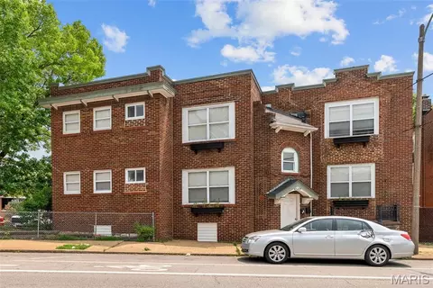 4540 Morganford Rd, Saint Louis, MO 63116