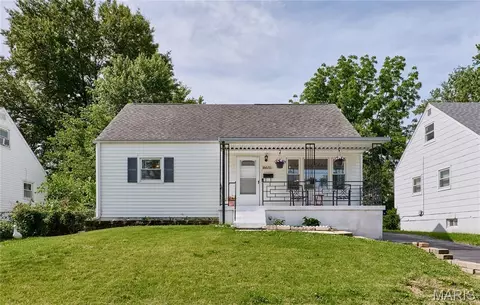 10220 Baltimore Ave, Saint Ann, MO 63074