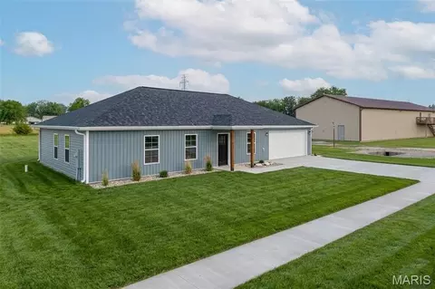 104 Love St, Auxvasse, MO 65231