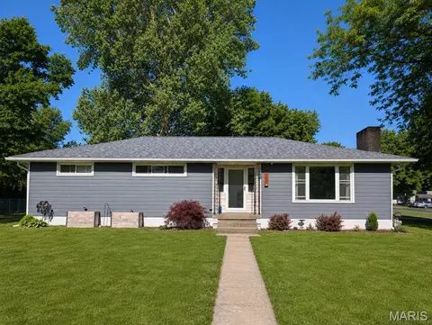 310 N Union St, Bunker Hill, IL 62014