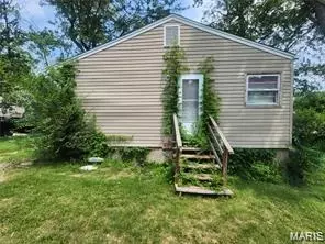 5952 Hancock Ave, Berkeley, MO 63134 photo 2