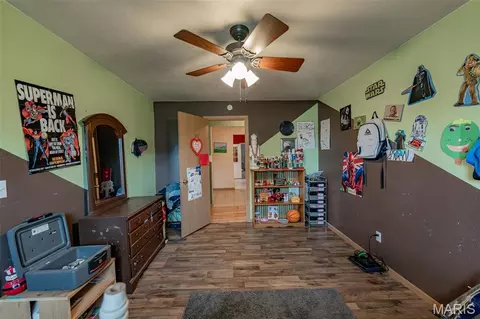 Bedroom - 508 E 5th St, Belle, MO 65013 photo 5 of 6