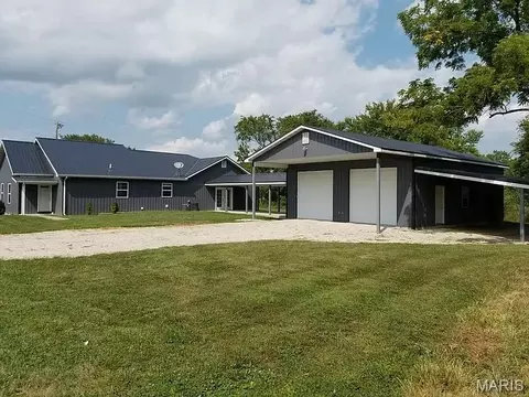 508 E 5th St, Belle, MO 65013