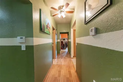 Entry Way - 508 E 5th St, Belle, MO 65013 photo 3 of 4