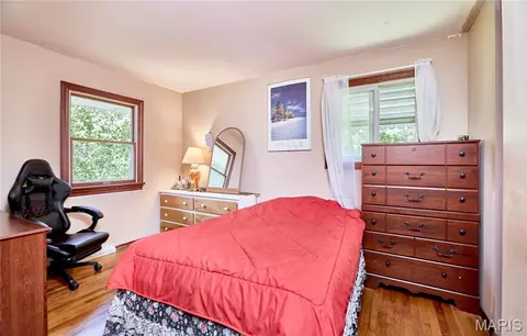 Bedroom - Undisclosed, Ballwin, MO 63011 photo 4 of 7