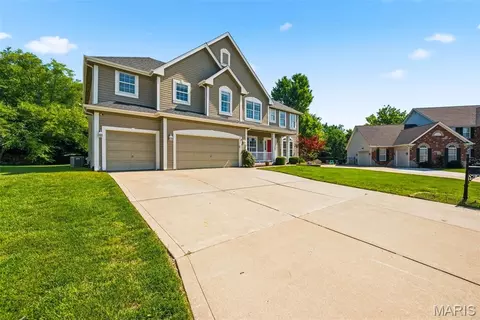 Exterior - 7 Shetland Ct, O'fallon, MO 63368 photo 10 of 11