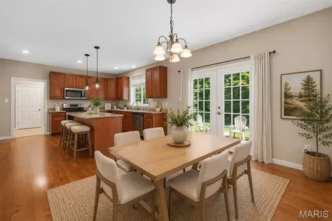 Dining - 7 Shetland Ct, O'fallon, MO 63368 photo 1 of 3