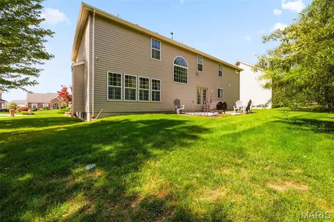 Exterior - 7 Shetland Ct, O'fallon, MO 63368 photo 8 of 11