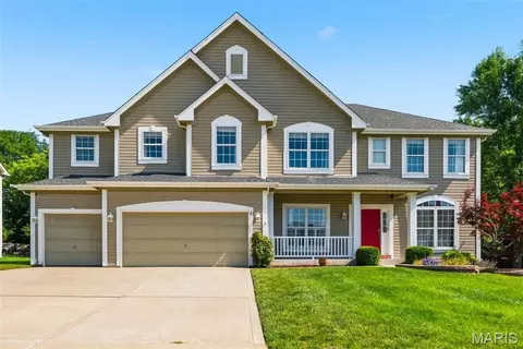7 Shetland Ct, O'fallon, MO 63368