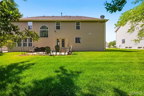 Exterior - 7 Shetland Ct, O'fallon, MO 63368 photo 7 of 11