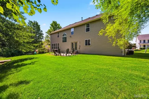 Exterior - 7 Shetland Ct, O'fallon, MO 63368 photo 6 of 11