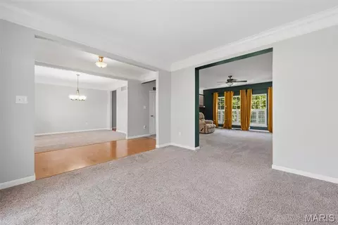 Living - 7 Shetland Ct, O'fallon, MO 63368 photo 2 of 6