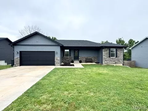 140 La Vista Dr, Waynesville, MO 65583