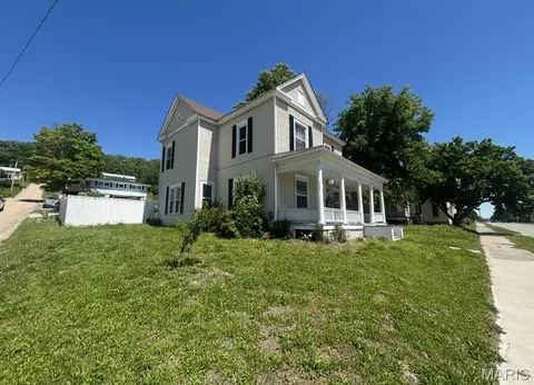 1115 Georgia St, Louisiana, MO 63353