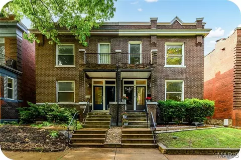 4036 Shaw Blvd, Saint Louis, MO 63110
