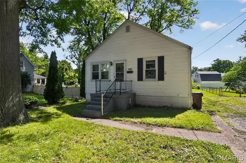 448 Georgia Ave, Saint Louis, MO 63135