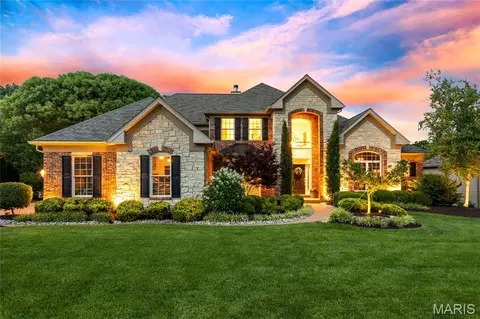 4385 Austin Pass Dr, Saint Charles, MO 63304