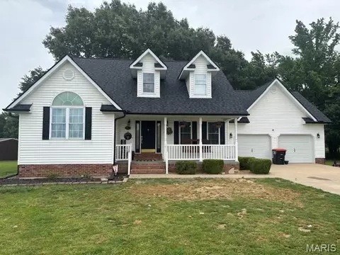 402 Osage Dr, Advance, MO 63730
