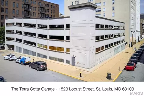 1523 Locust St #243, Saint Louis, MO 63103