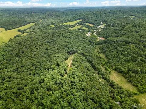 6011 Hidden Acres Rd, Unincorporated, MO 63051