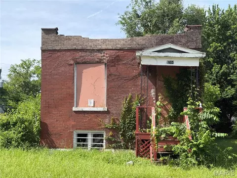 5204 Saint Louis Ave, Saint Louis, MO 63115