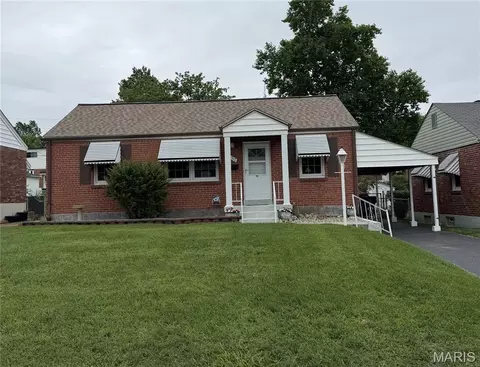 4317 Steins St, Saint Louis, MO 63116
