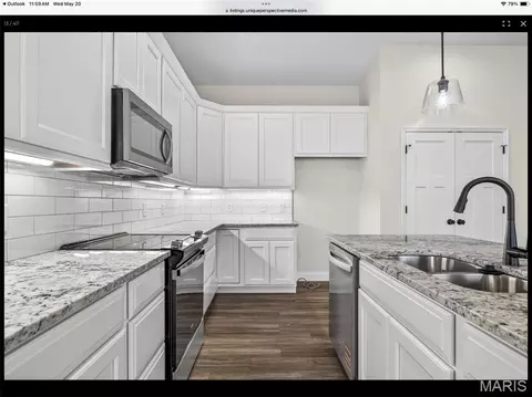 Kitchen - 1688 Scenic Dr, Festus, MO 63028 photo 2 of 2