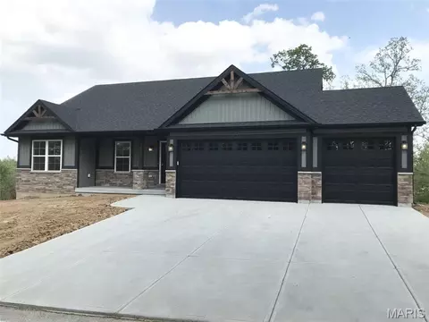 Exterior - 1688 Scenic Dr, Festus, MO 63028 photo 4 of 7
