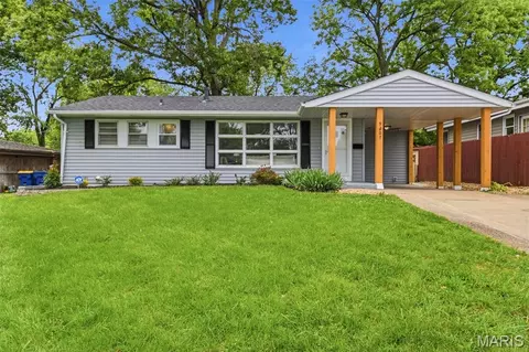 9607 Harold Dr, Saint Louis, MO 63134